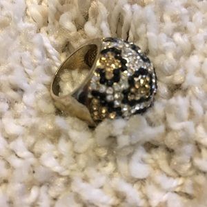 Leopard ring